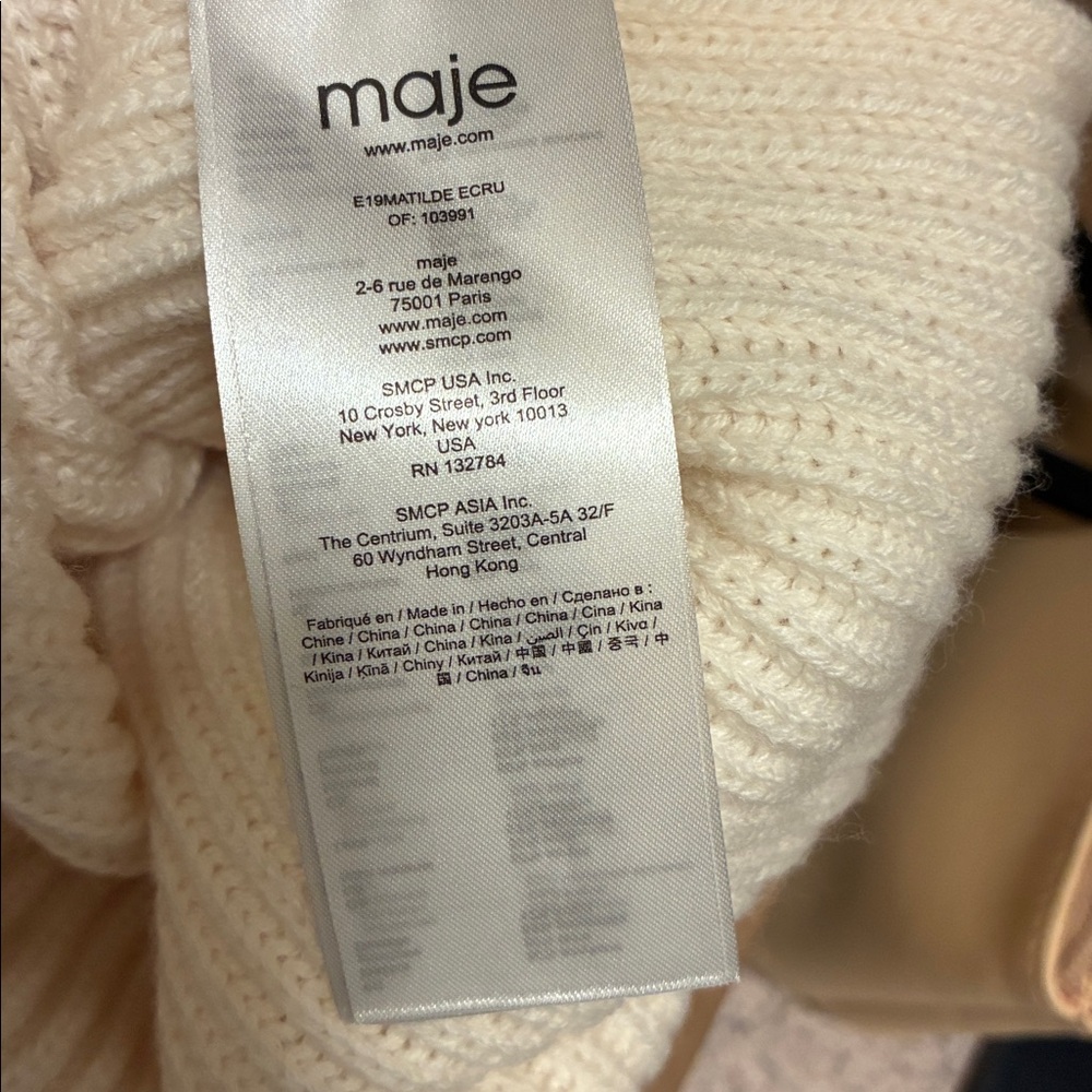 NWT Maje Cream V-Neck Sweater with Lace Detail - Picture 7 of 8